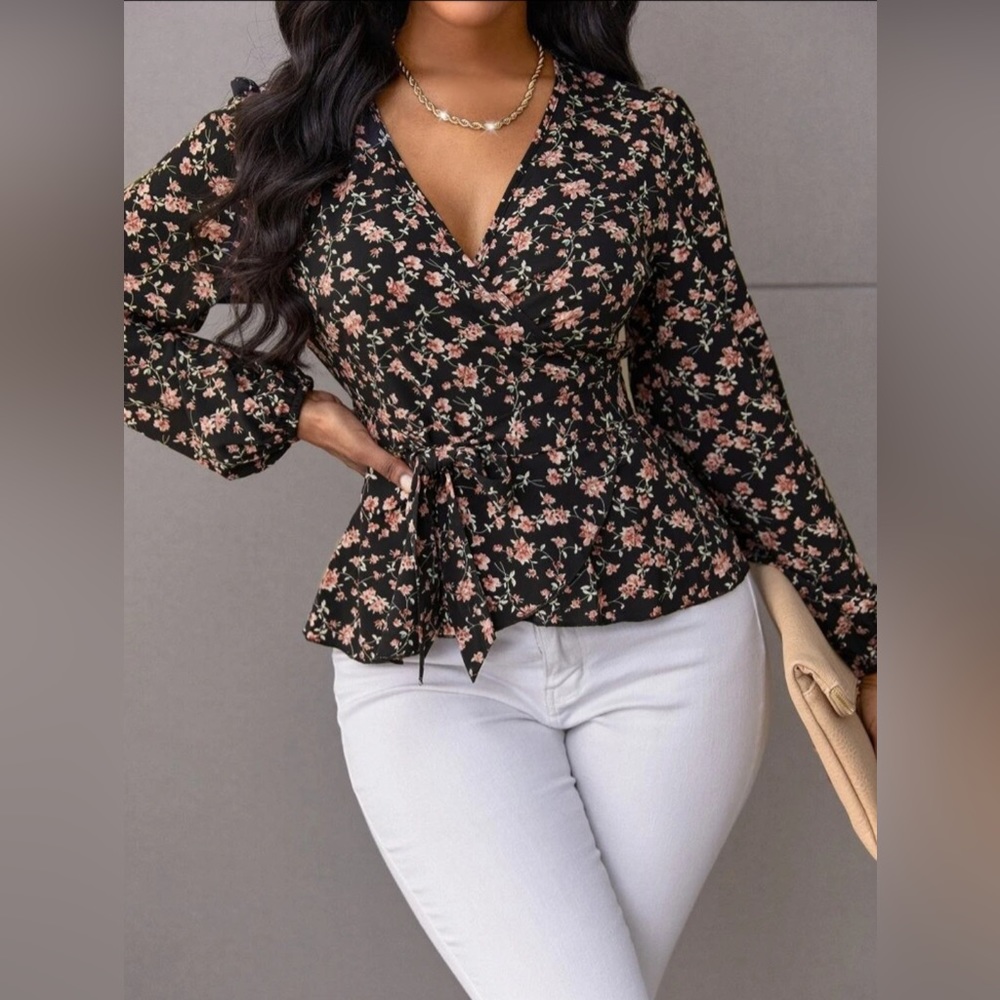 Floral print Belted Blouse- black/pink - XL